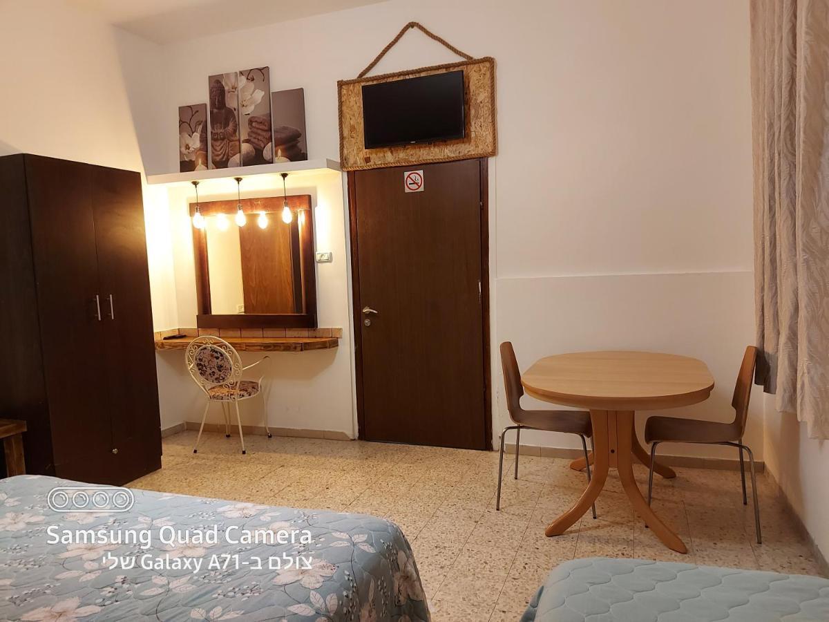 Paradise Rabab Apartment & Guesthouse Хайфа Екстериор снимка